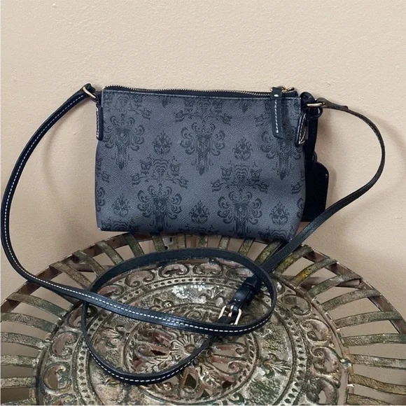 D&B Dooney & Bourke HM Haunted Mansion Wallpaper Print Crossbody - Picture 2 of 16